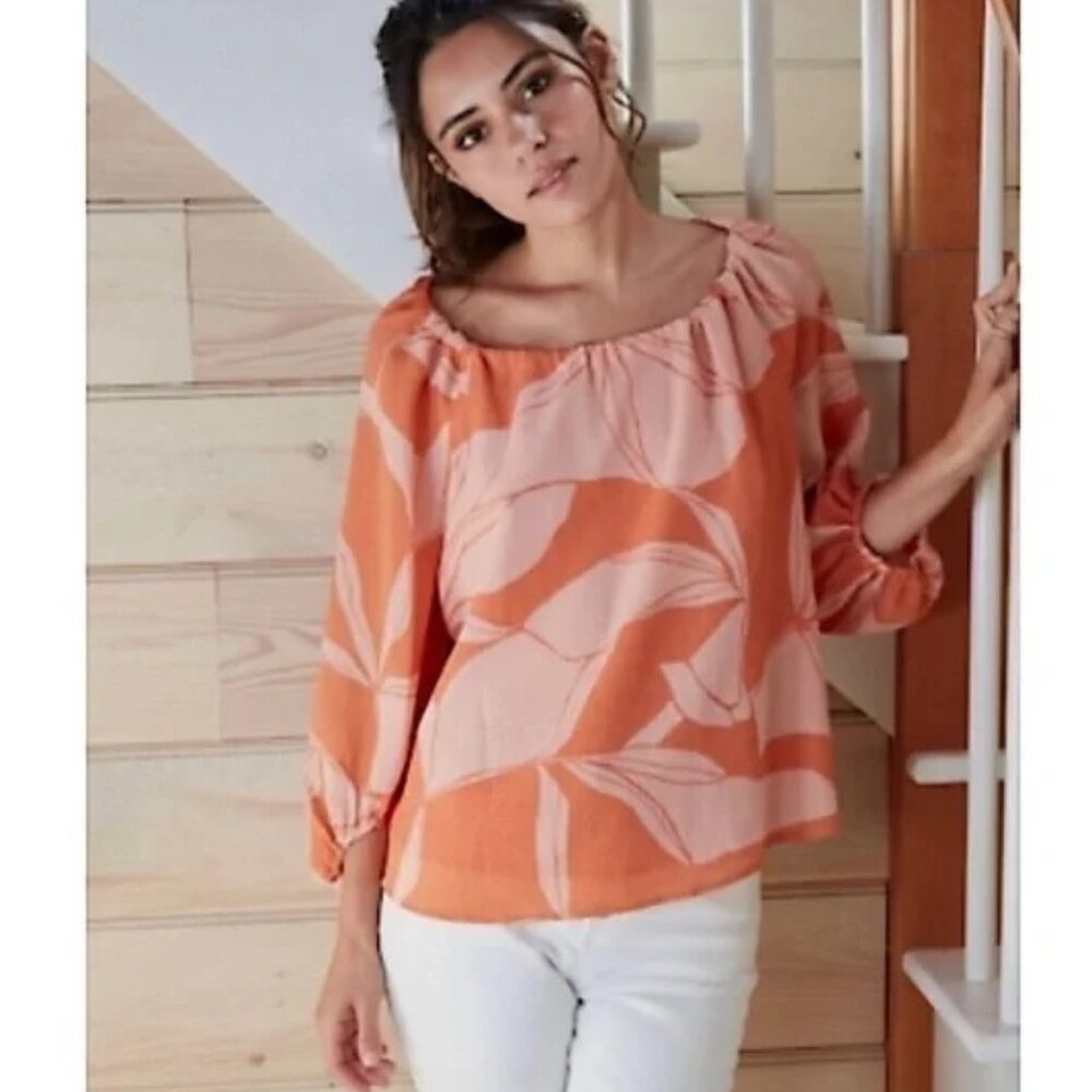 A Dew Day Orange/Peach Printed Blouse XS WITH FREE NECKLACE